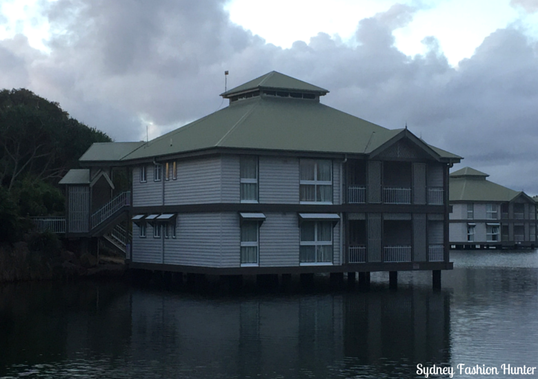 Sydney Fashion Hunter: Novotel Twin Waters Review - Overwater Bungalow