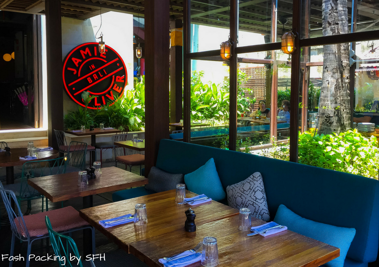 Fash Packing by Sydney Fashion Hunter: Restaurant Review - Jamie's Italian Kuta Bali - Alfresco Dining