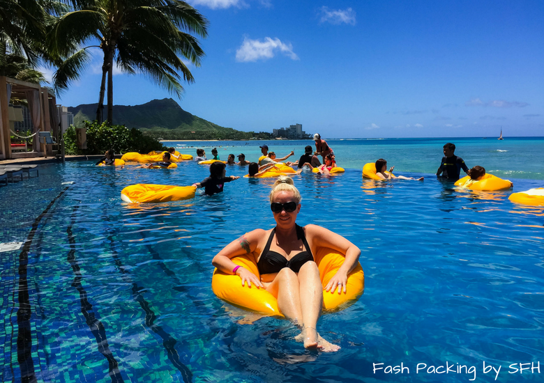 Fash Packing by Sydney Fashion Hunter: Sheraton Waikiki Review - Pool