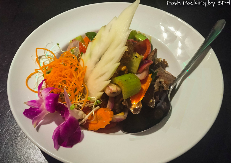Fash Packing by Sydney Fashion Hunter: Noi Thai Cuisine Waikiki Hawaii - Beef Cashew Nut