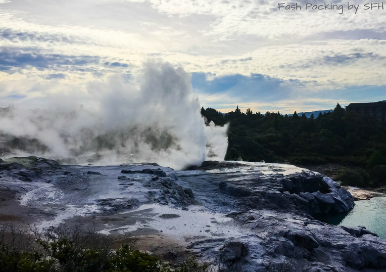 Fash Packing by SFH: Regent Of Rotorua A Boutique Hotel - Te Puia Geyser