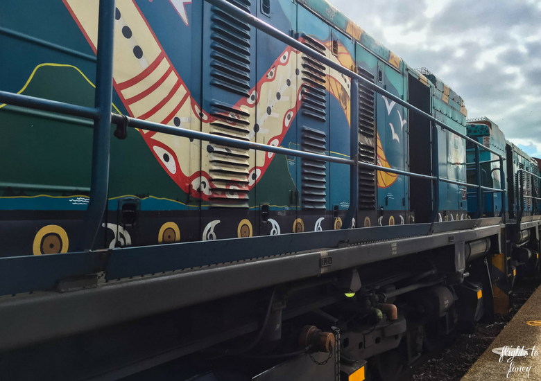 Flights To Fancy: Kuranda Scenic Railway Gold Class - Indigenous Art on Engine