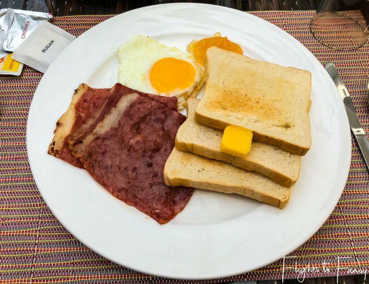 Accommodation El Nido: Ham breakfast at One El Nido Suite
