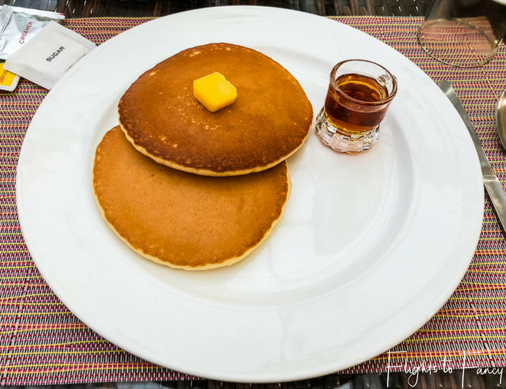 Accommodation El Nido: Pancakes for breakfast at One El Nido Suite