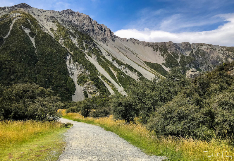 Mount Cook Walks: Hooker Valley Track