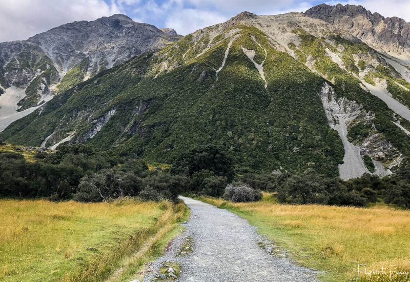 Mount Cook Walks: Southern Alps and the Hooker Valley Track