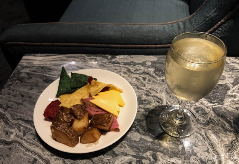 Food & Wine at Plaza Premium Lounge Taipei Airport